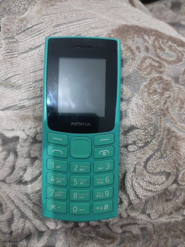 Nokia 106 Box Open 0