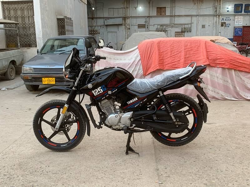 YBR-125G model 2023 urgent! 8