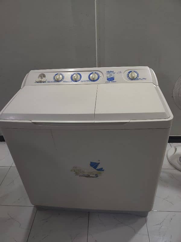 I am selling washing machine 4