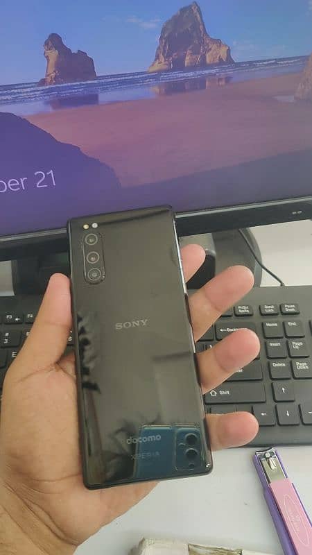 Sony Xperia 5 1