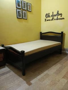 SINGLE BED