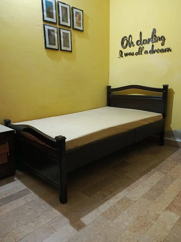 SINGLE BED 0