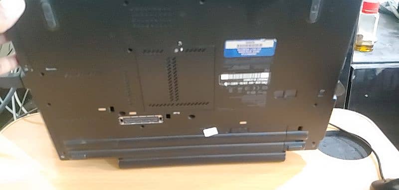 Lenovo Thinkpad T420 with 8GB RAM i5 2nd generation with 500GB Hard 2