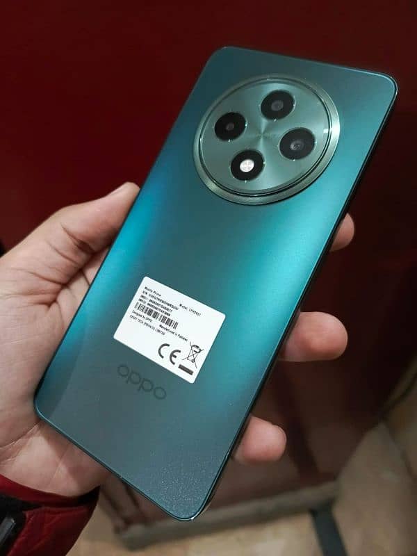 Oppo reno 12f 5G 1