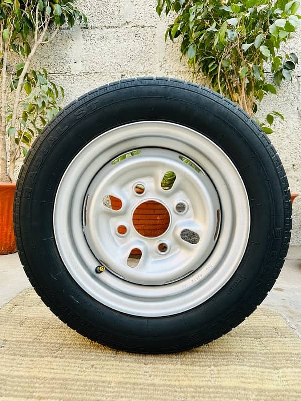 Genral Compny Car rim tyres urgent sale 145/70/12 1