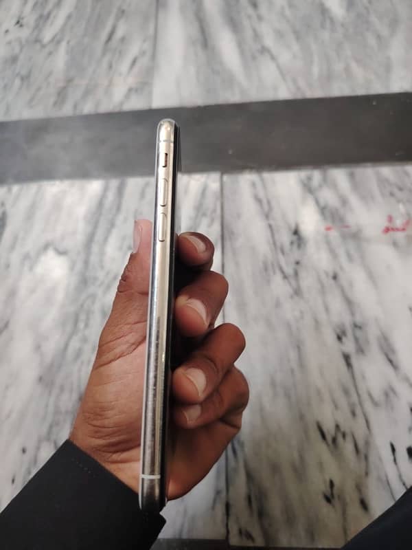 iPhone X urgent sale no exchange 4