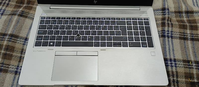 Hp Elitebook 850 g5 core i7 1