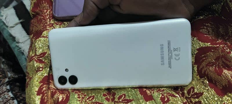 Samsung Galaxy A04 box 4/64 1