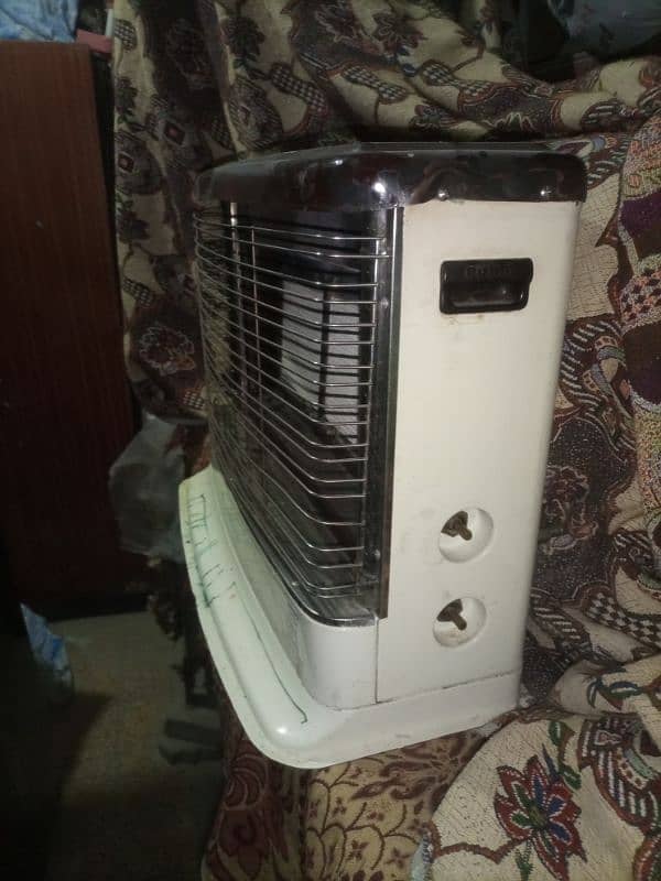 GAS HEATER 1