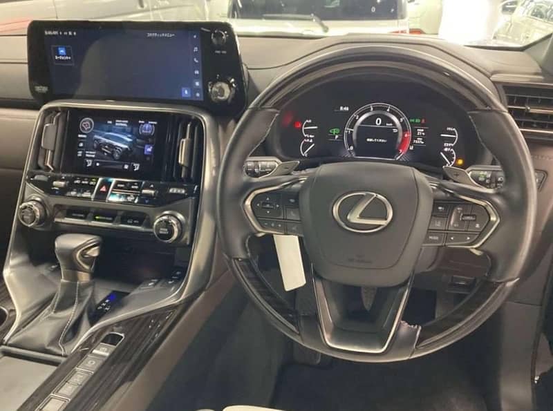 Lexus LX Series 2022 4