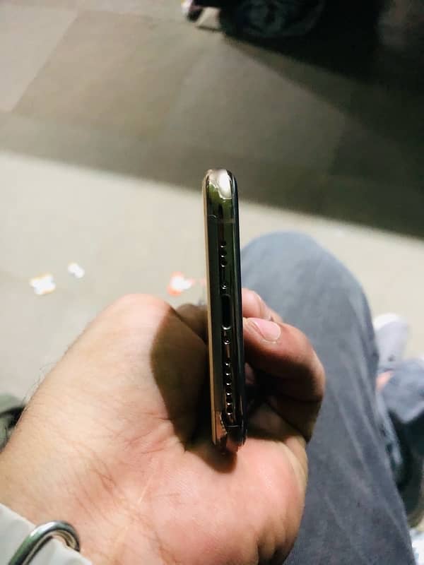 iPhone 11 Pro non pta 5