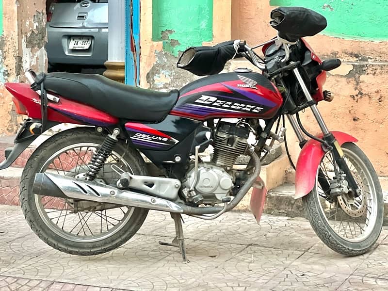 honda delux 125 2017 model 1