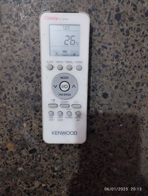 Kenwood 1.5 ton ac original with original remote 2