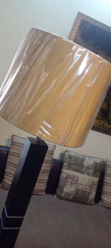 Very beautiful big floor Lamp available03335138001 3