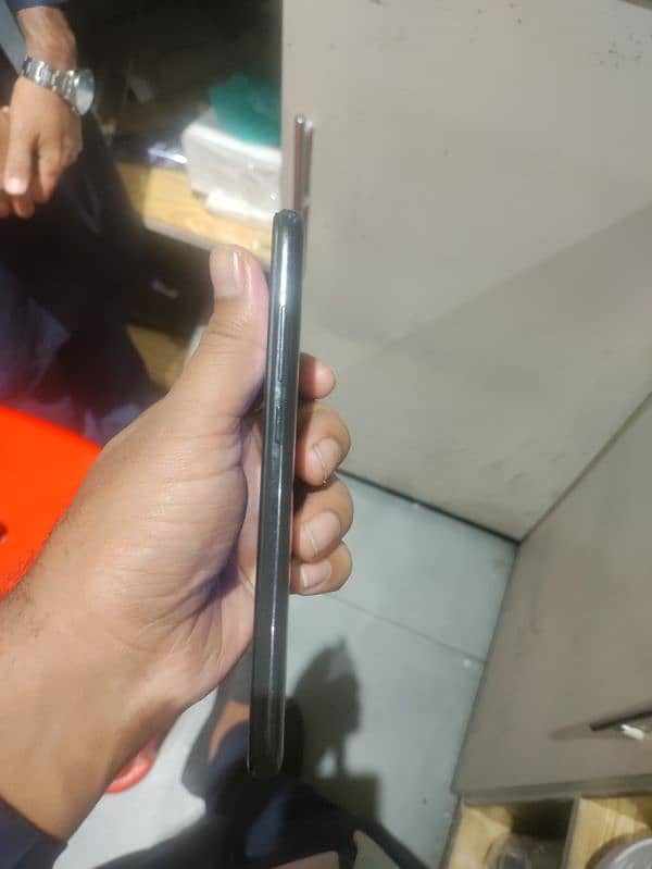 Redmi 8 4/64 pta approved best for use 1