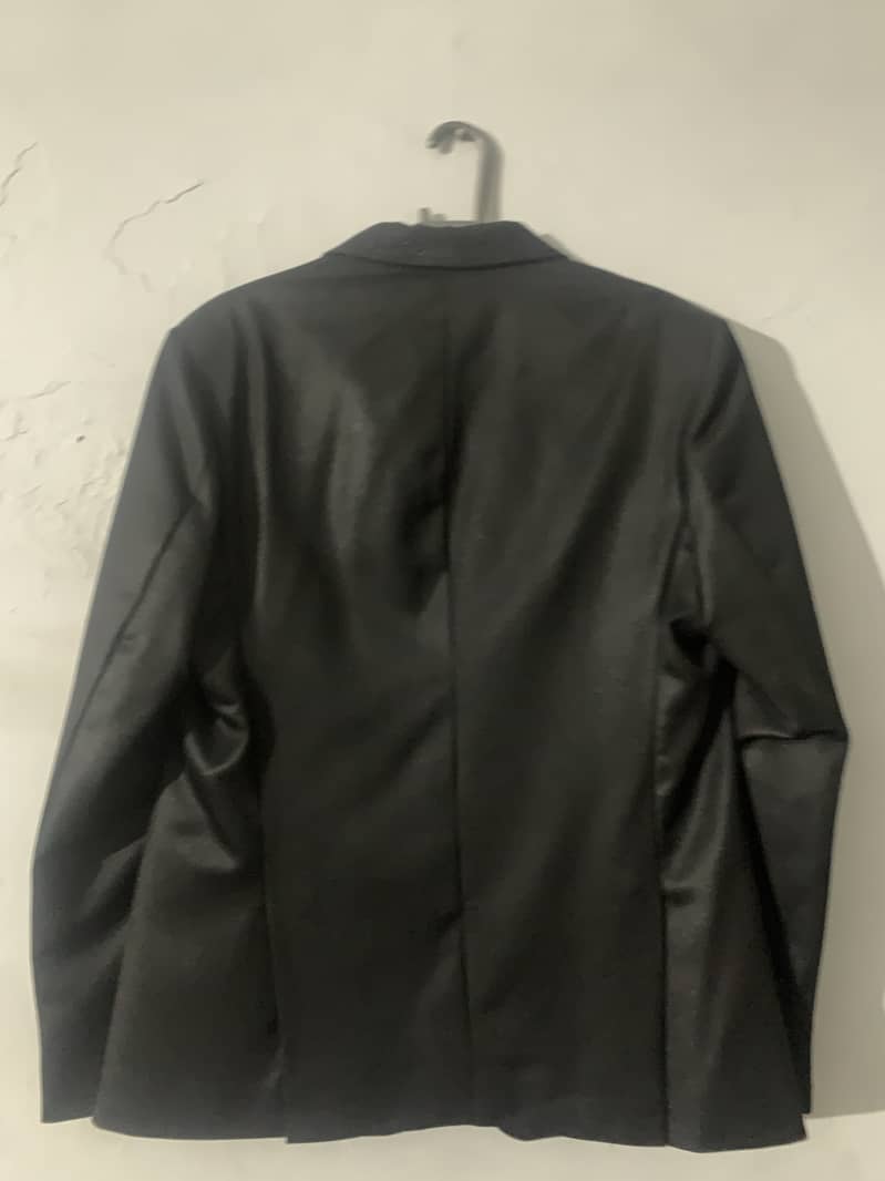 PENT COAT IN BLACK TOTAL UNTOUCH ONE TIME USED 0313. . 9450917 STYLISH 1