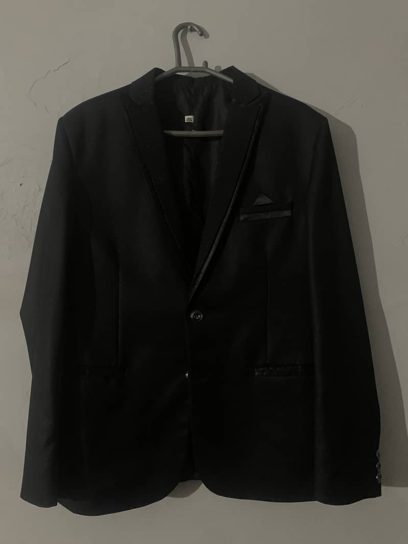 PENT COAT IN BLACK TOTAL UNTOUCH ONE TIME USED 0313. . 9450917 STYLISH 0