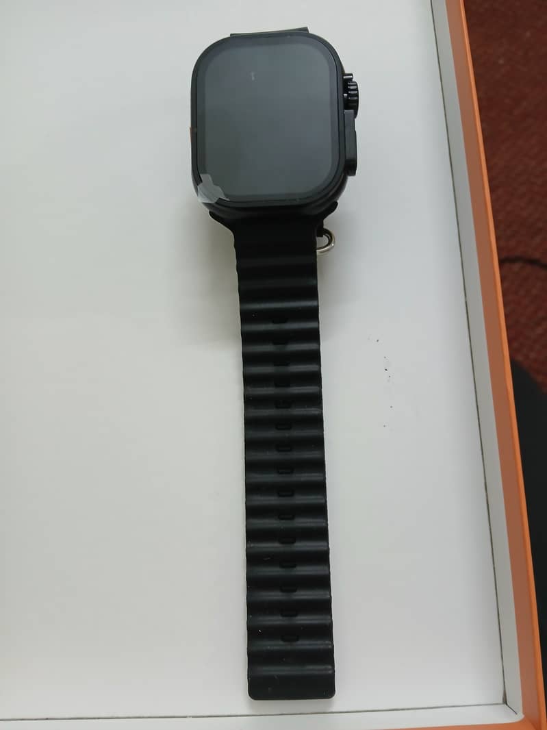 New SmartWatch in Reasonable Price,Ultra 7 in 1 Strap,Big 2.01 Display 3