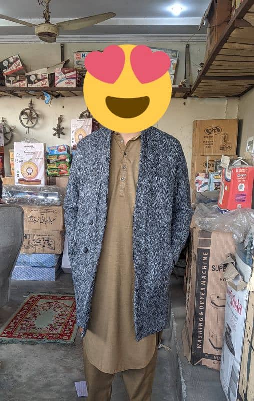 Long coat for females available for sale in premium condition 1