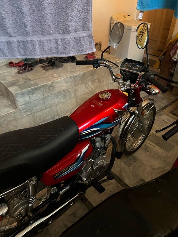 Honda CG 125 (2024) 4