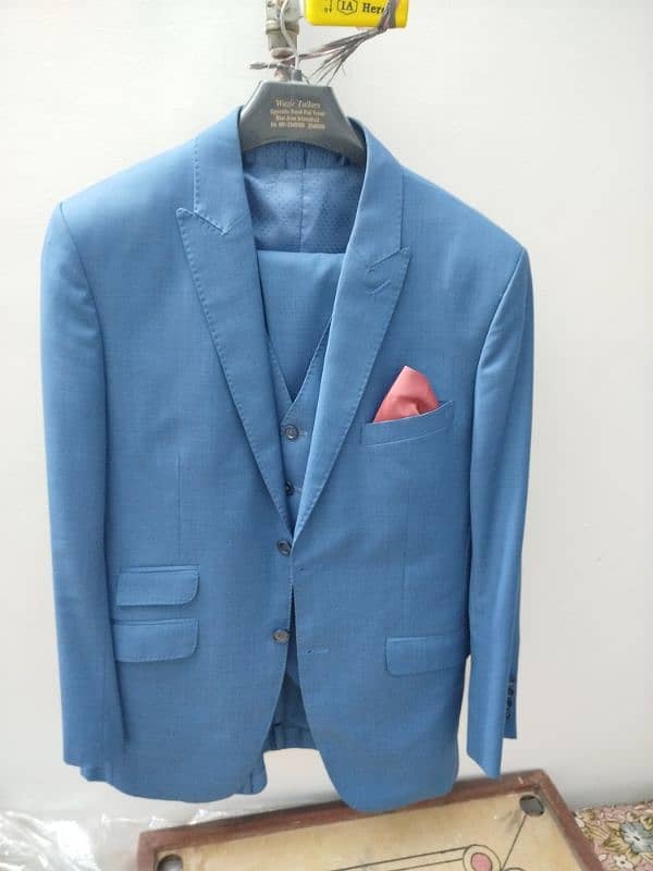 three piece suit excellent condition like new 2