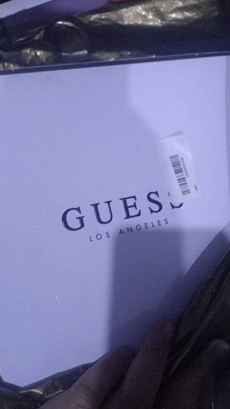 guess sneakers orignal from Dubai 0