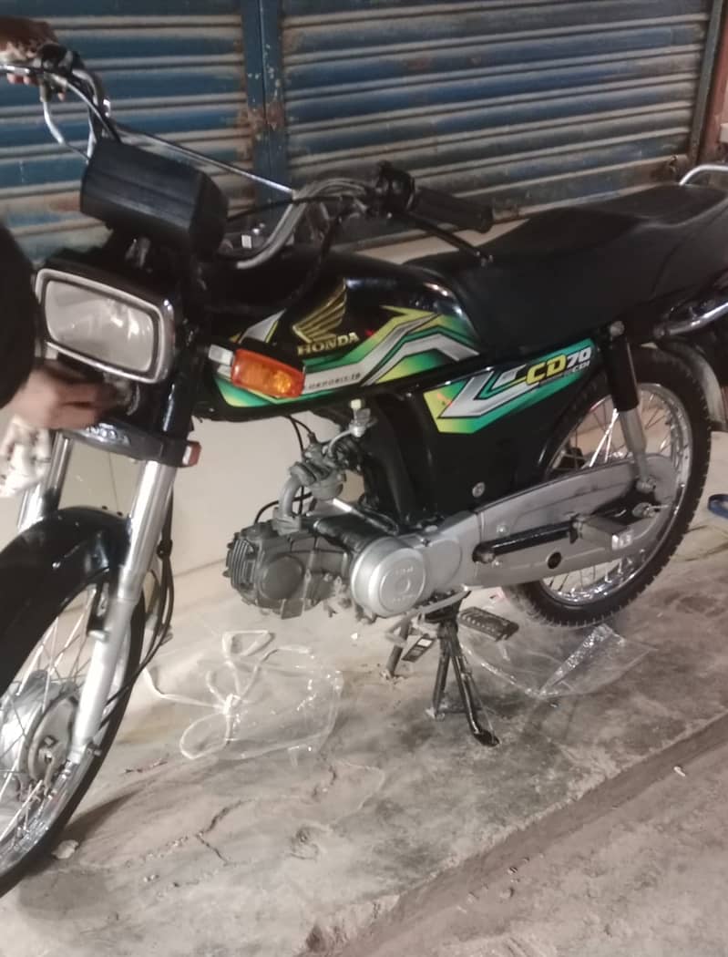 Honda CD 70 2023 0