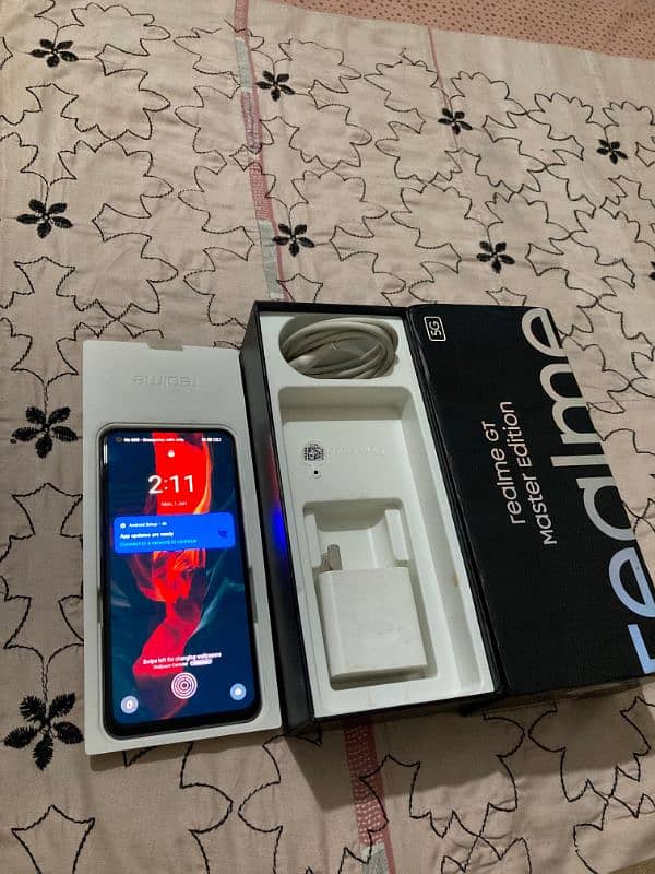 Realme gt master edition 8+4/128 gb with complete assocceries 1