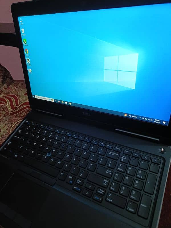 DELL Precision 7510 1