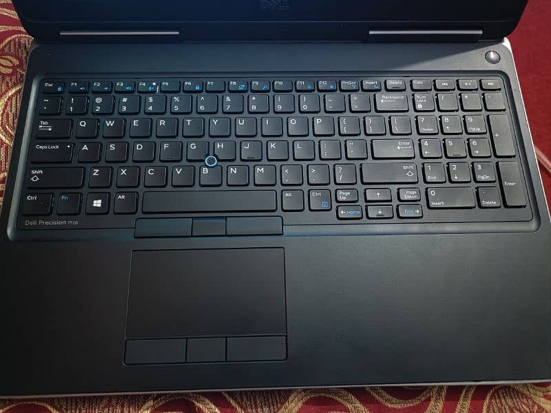 DELL Precision 7510 2