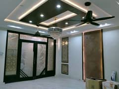 10 MARLA BRAND NEW FIRST ENTRY LUXURY IDEAL FACING PARK FULL HOUSE FOR RENT IN OVERSEAS B BLOCK BAHRIA TOWN LAHORE