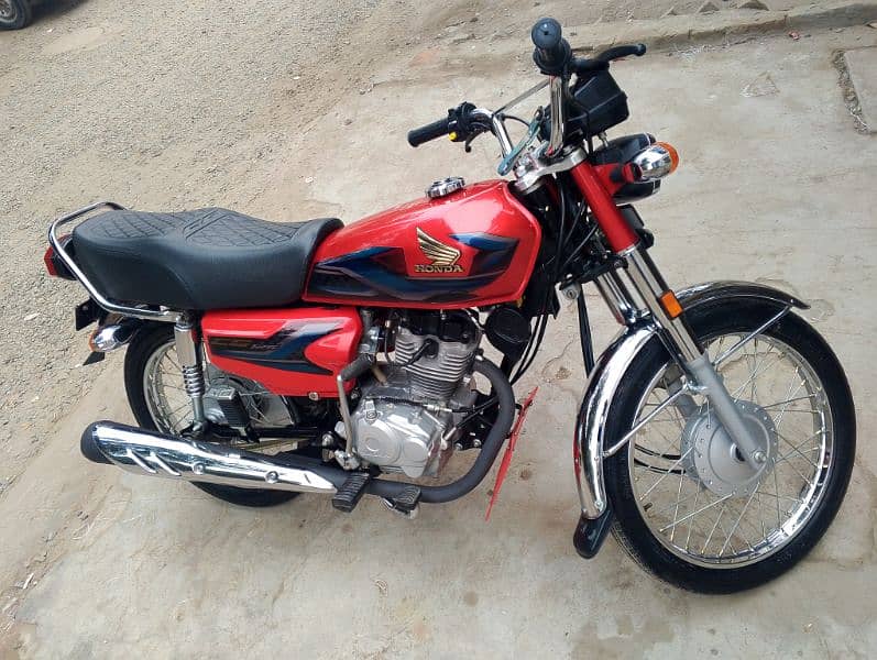 Honda CG 125 2024 3