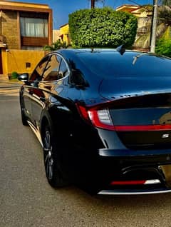 Hyundai Sonata 2022 black 2.5cc