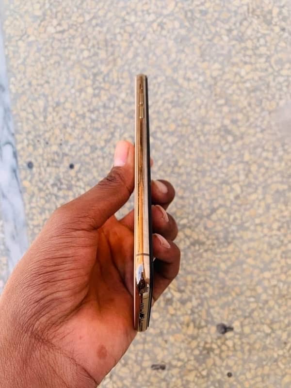 iphone XS Gold 256GB 3