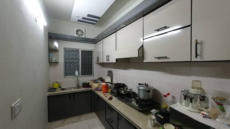 3 BED DD FLAT FOR SALE IN GULSHAN-E-IQBAL 13 D/2 0