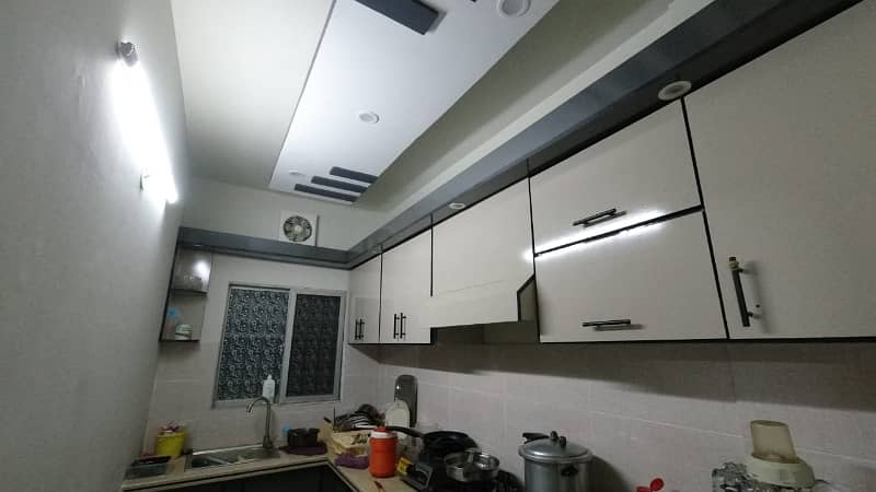 3 BED DD FLAT FOR SALE IN GULSHAN-E-IQBAL 13 D/2 6