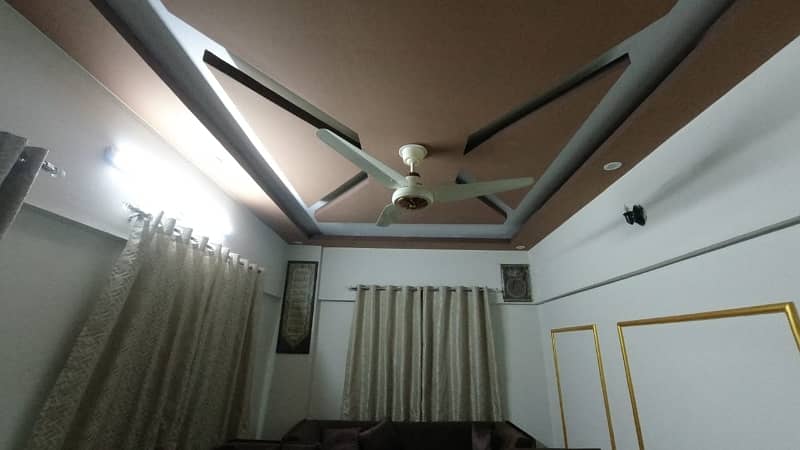 3 BED DD FLAT FOR SALE IN GULSHAN-E-IQBAL 13 D/2 9