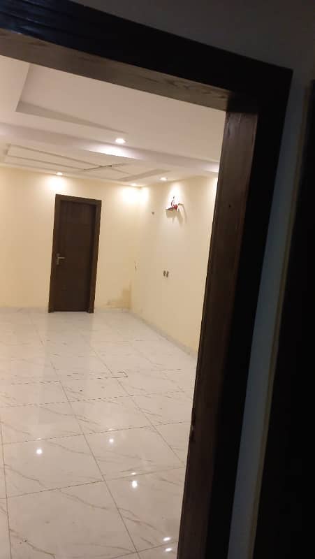 STUDIO LIKE A BRAND NEW EXCELLENT GOOD CONDITION FLAT FOR RENT IN NISHTER BLOCK BAHRIA TOWN LAHORE 17