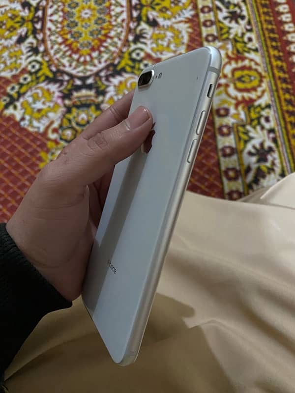 IPhone 8plus non PTA 3