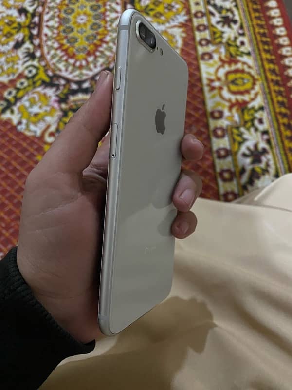 IPhone 8plus non PTA 4