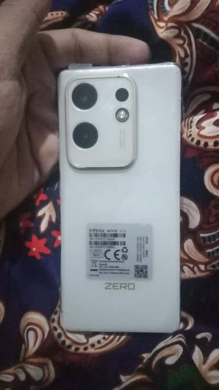 Mobile INFINITE ZERO 30 for sale 0