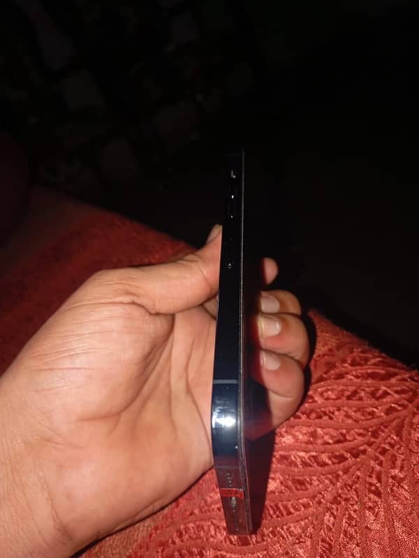 I phone 12 pro max same like brand new just Face ID not working 1