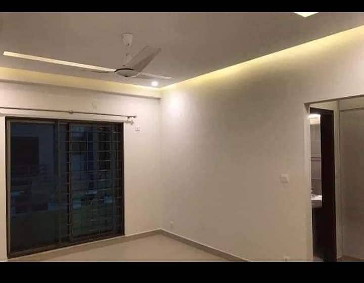 Beautiful Brand New Flat For Sale in Askari-11 7