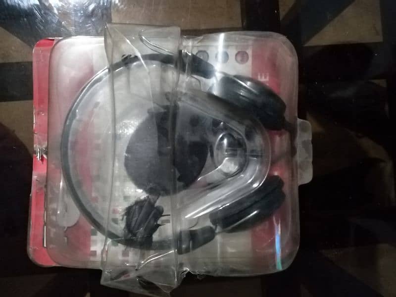 Fox Company Headphone Clear Sound Condition 9/10 4