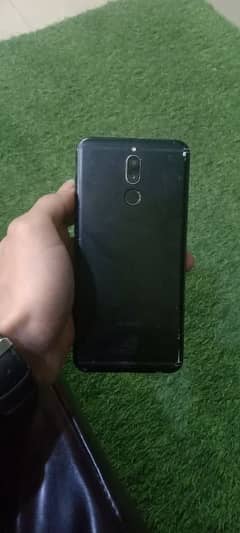 urgent sale Huawei mate 10 lite