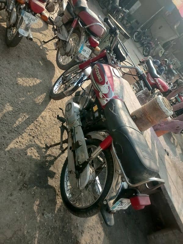 Suzuki 100cc 2 stroke japani Islamabad number antique bike e 9