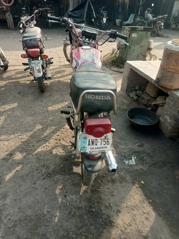 Suzuki 100cc 2 stroke japani Islamabad number antique bike e 10