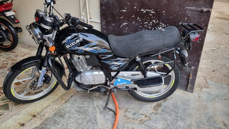 Suzuki gs 150se excellent condition 11