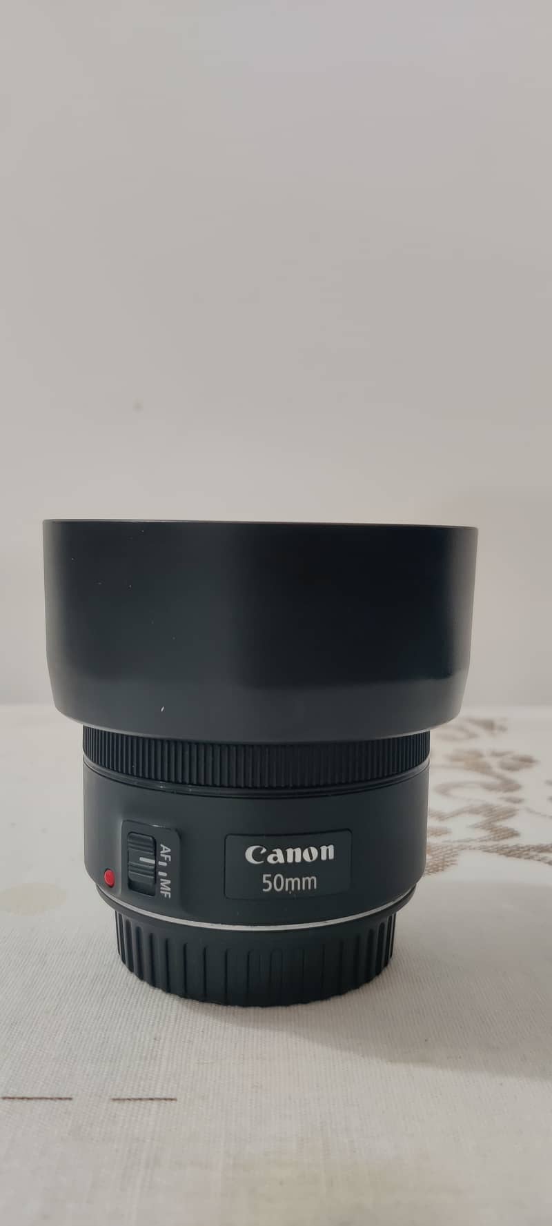 Canon 50mm 1.8 0