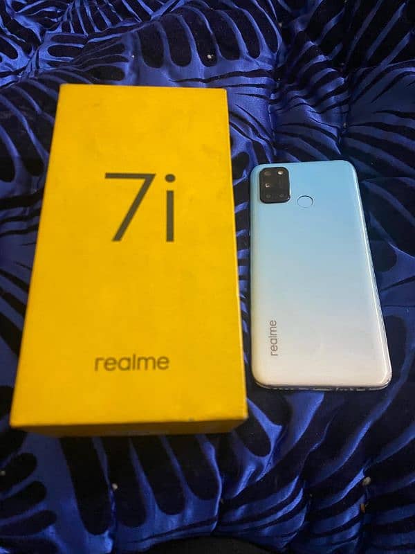 REALME 7i 8/128 1